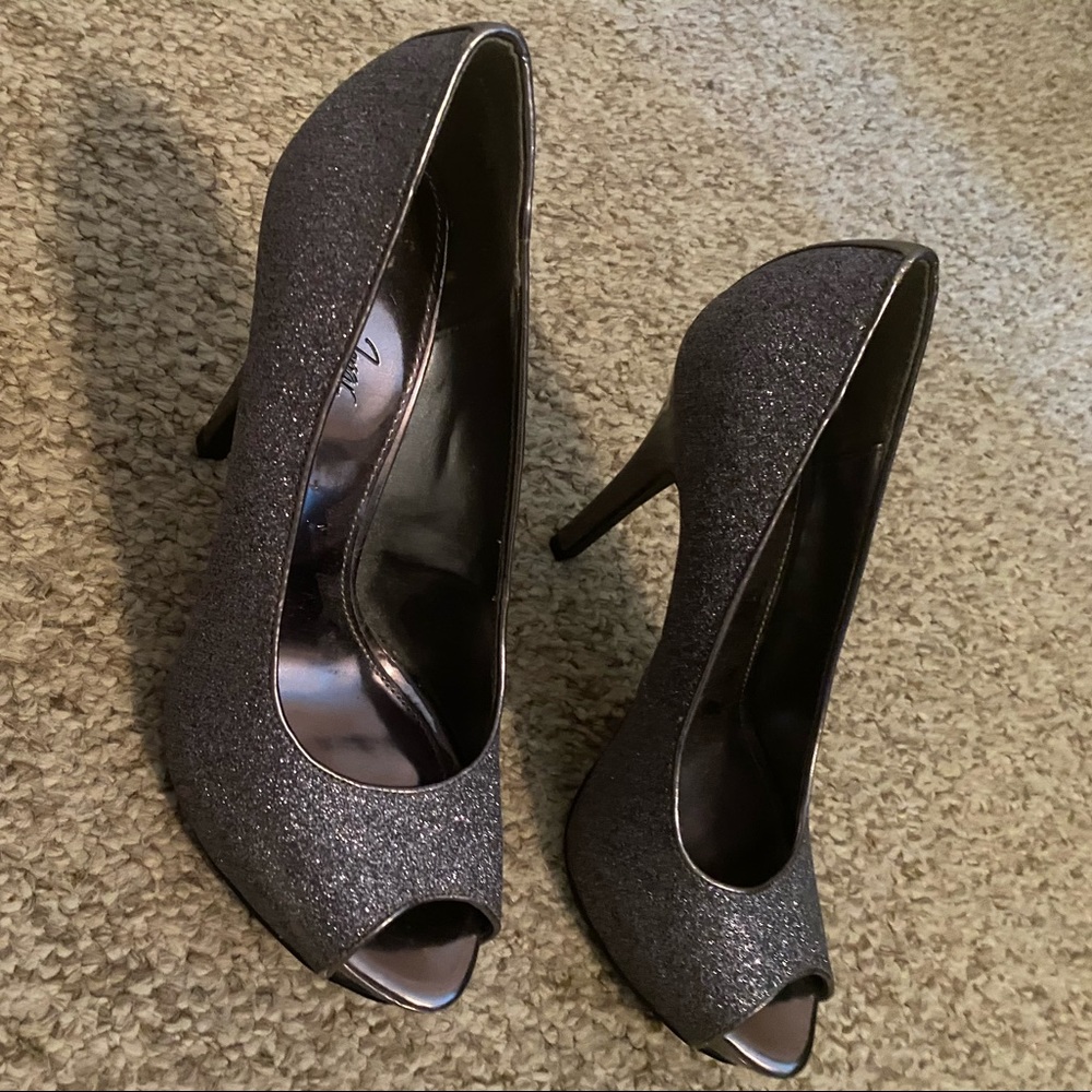 Gray Sparkle Peep Toe Heels